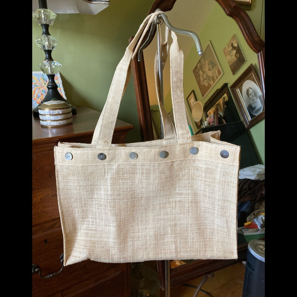 MOSSIMO roomy beach shop summer bag. Flax color